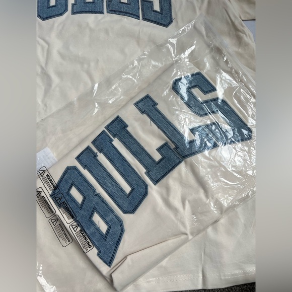 Chicago Bulls NBA Denim Logo Shirt - Picture 5 of 6